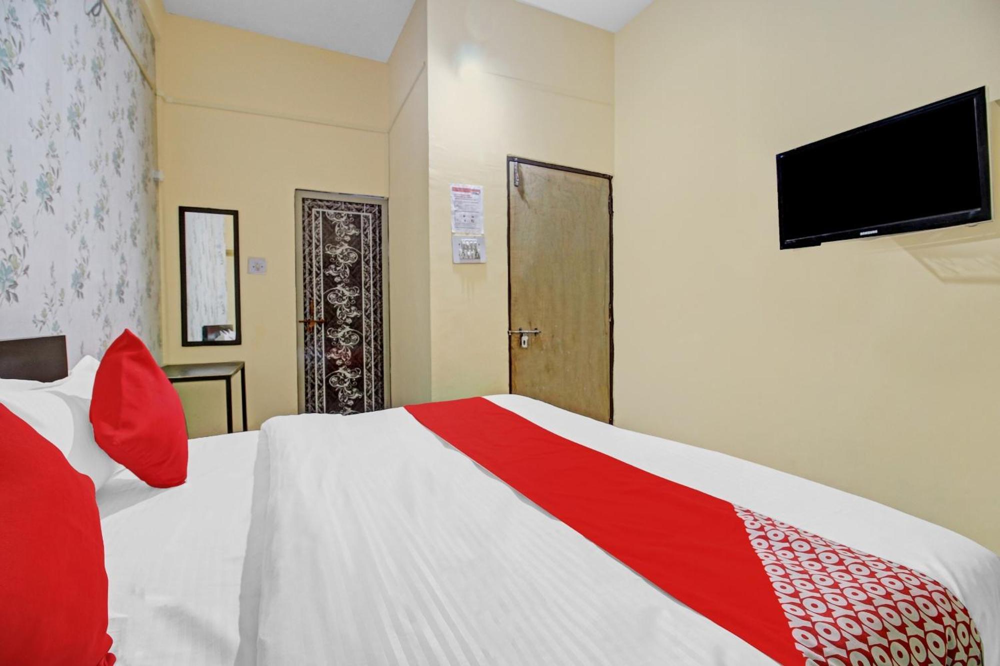 Hotel O Red N Blue Bhopál Kültér fotó