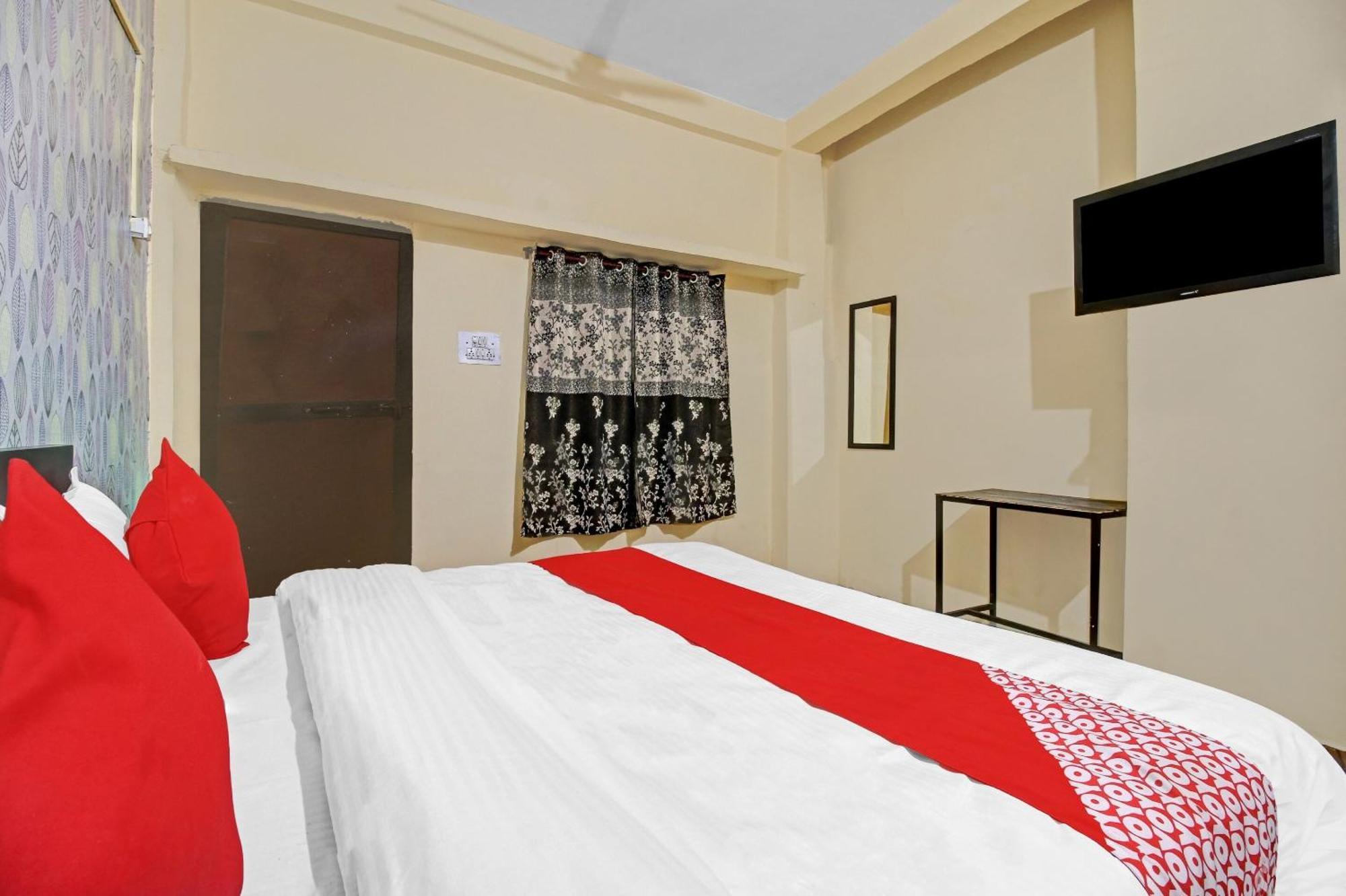 Hotel O Red N Blue Bhopál Kültér fotó